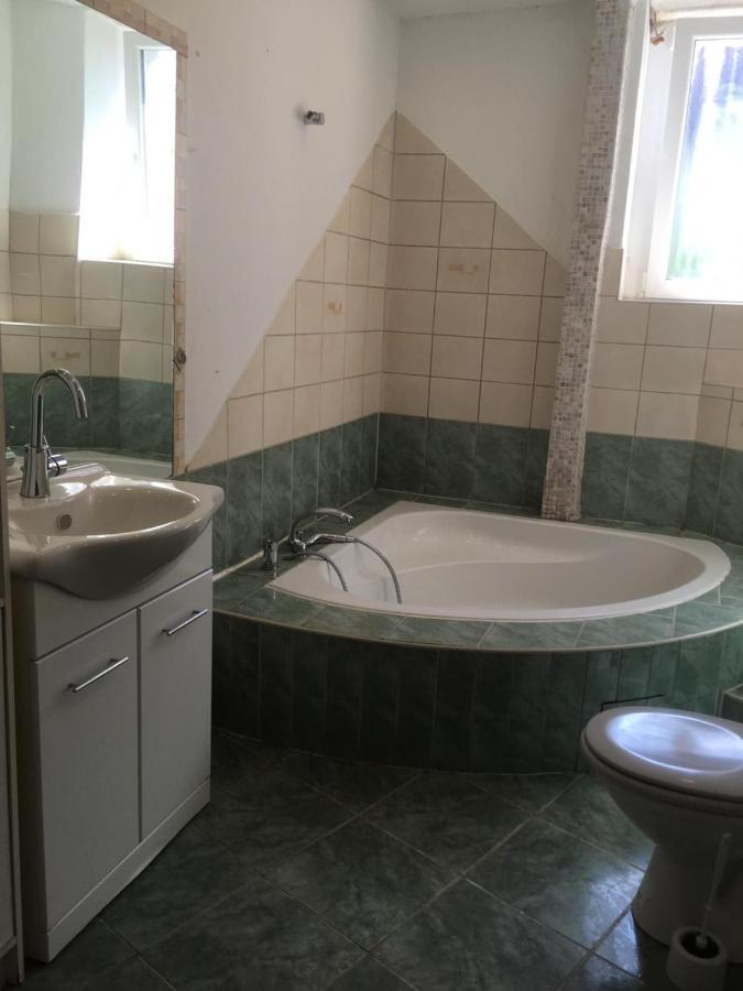 Wohnung In Kaiserslautern Dış mekan fotoğraf