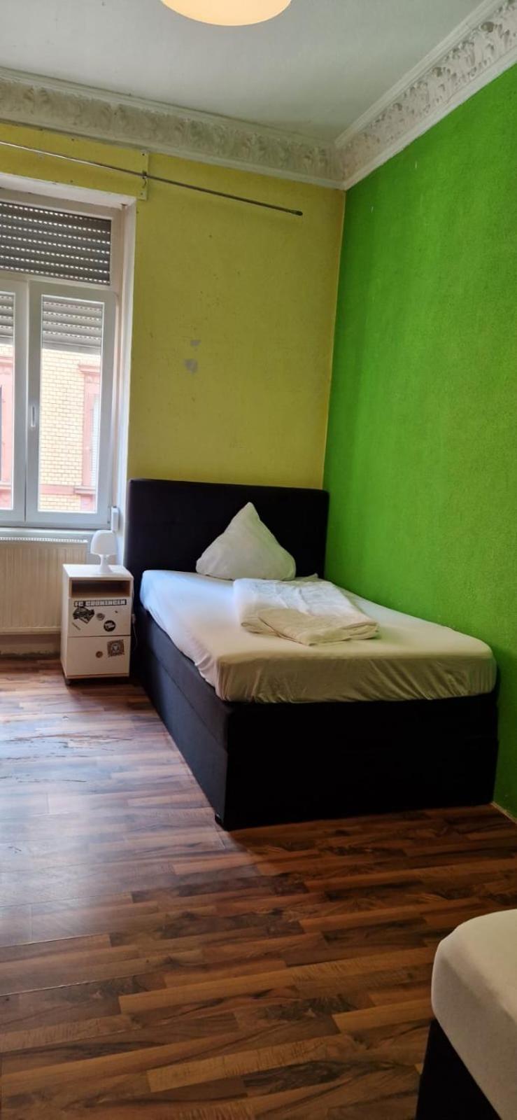 Wohnung In Kaiserslautern Dış mekan fotoğraf